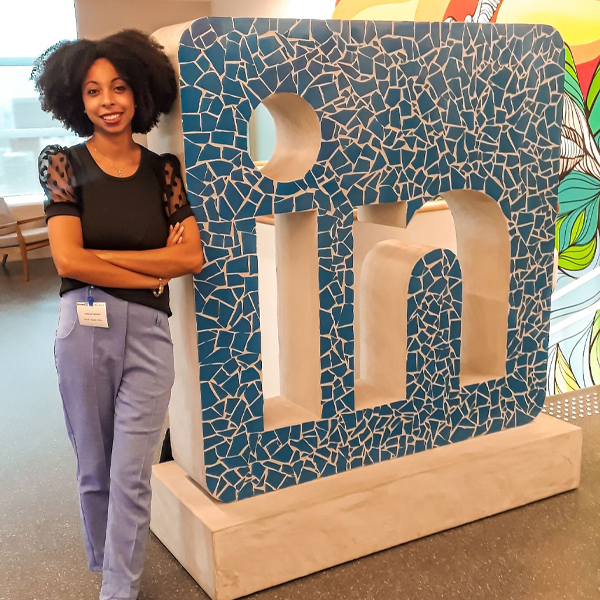 Fui convidada para conhecer o escritório do LinkedIn Brasil hoje pela manhã.
